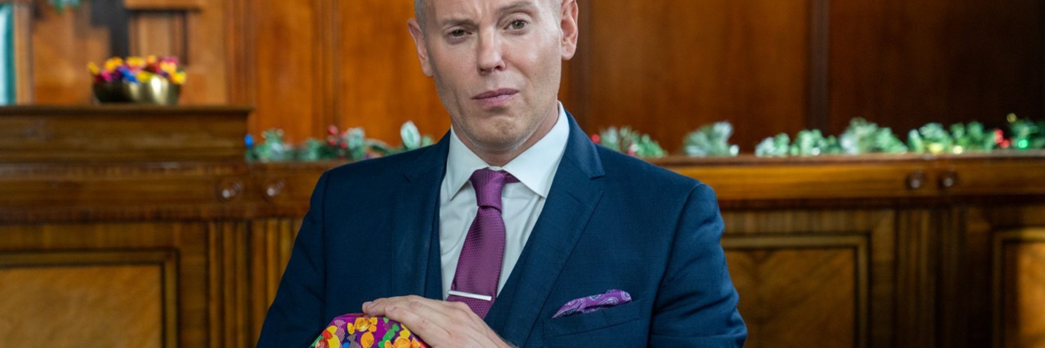 Judge Rob Rinder Robe Rob Rinder Judges Quality Street's Recyclable Tub Christmas Trial
